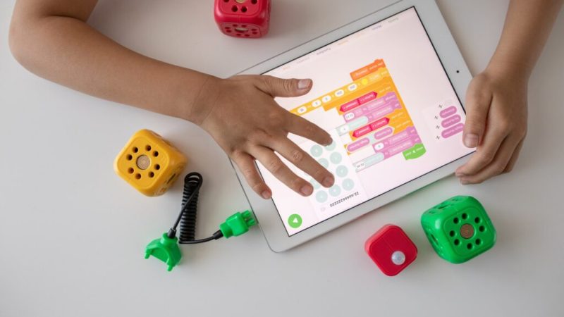 تطبيقات للاطفال تساعد على تعلم البرمجة بسن مبكر