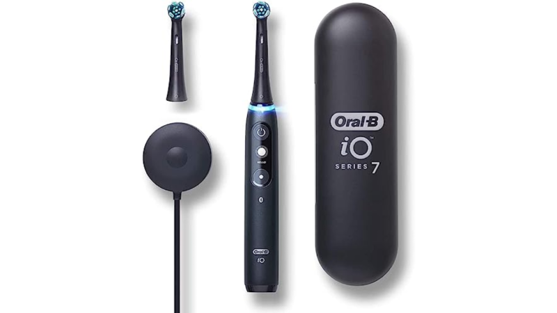 فرشاة الأسنان الذكية Oral-B iO Series 7: اكتشف التوازن المثالي بين الأداء والتكلفة